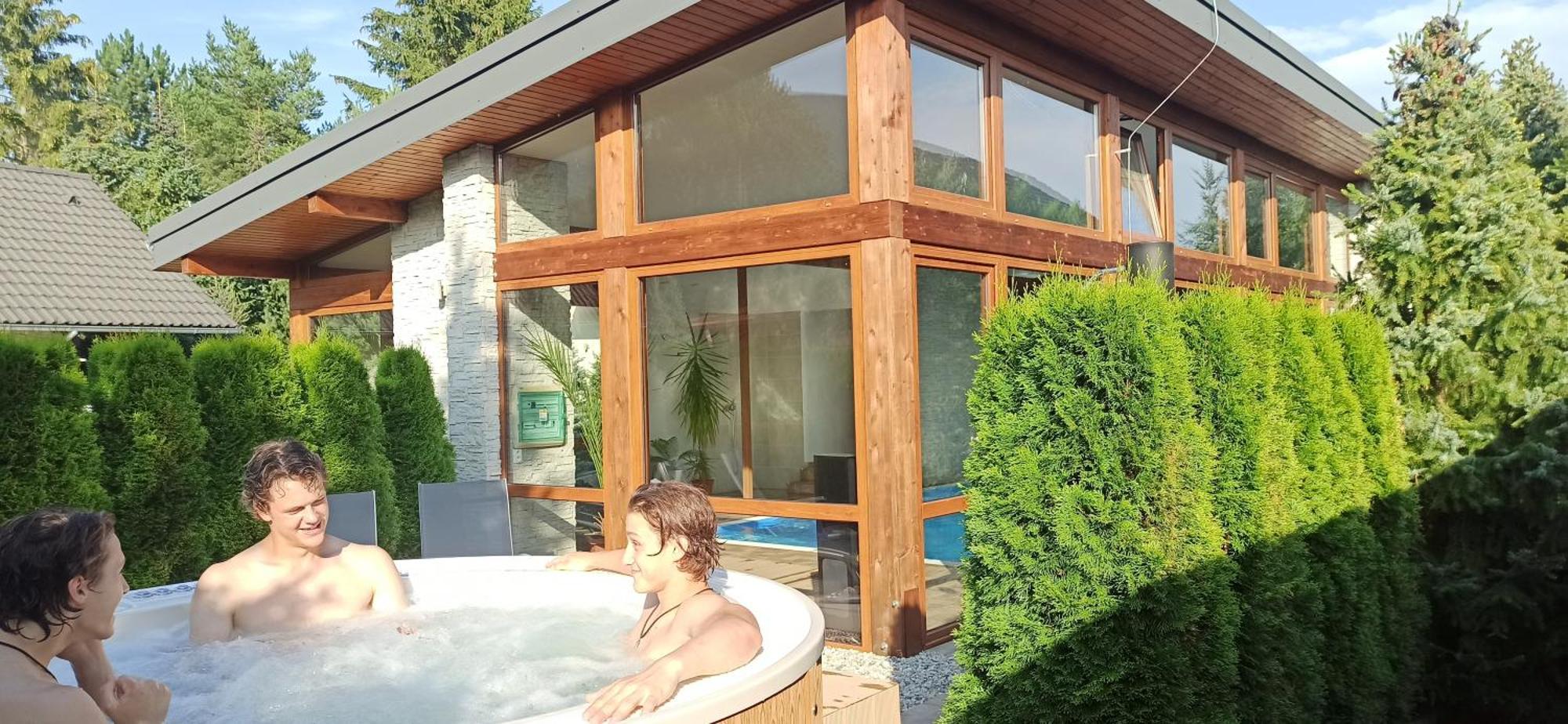 Apartmany A Studia Villa Flora Liptovská Sielnica Extérieur photo