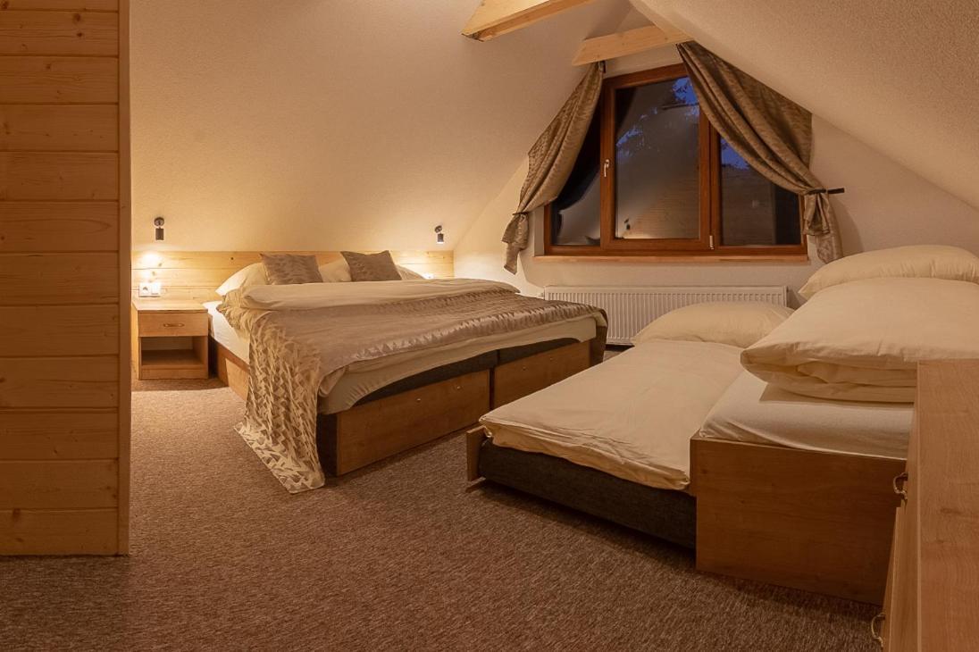 Apartmany A Studia Villa Flora Liptovská Sielnica Extérieur photo