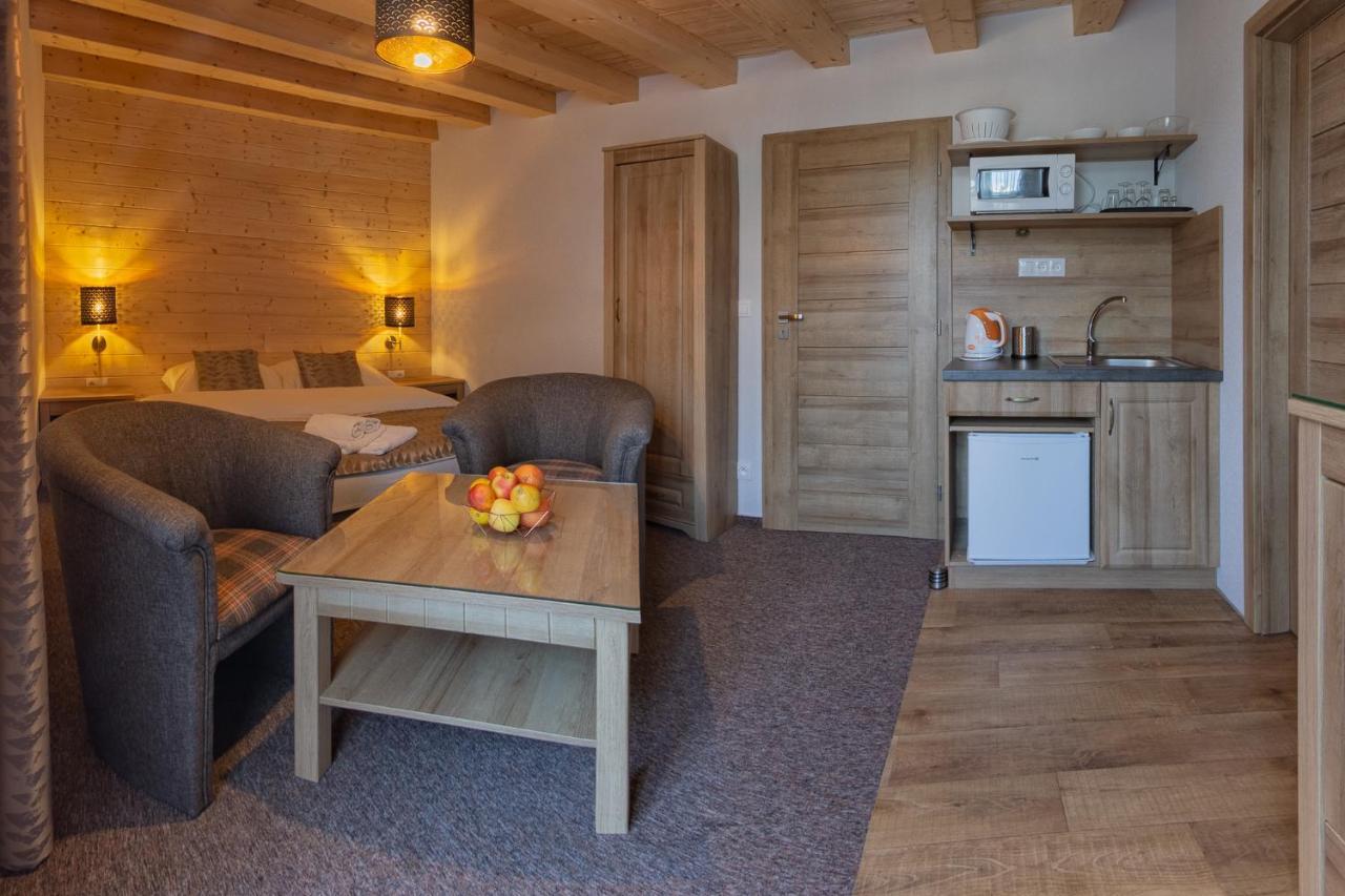 Apartmany A Studia Villa Flora Liptovská Sielnica Extérieur photo